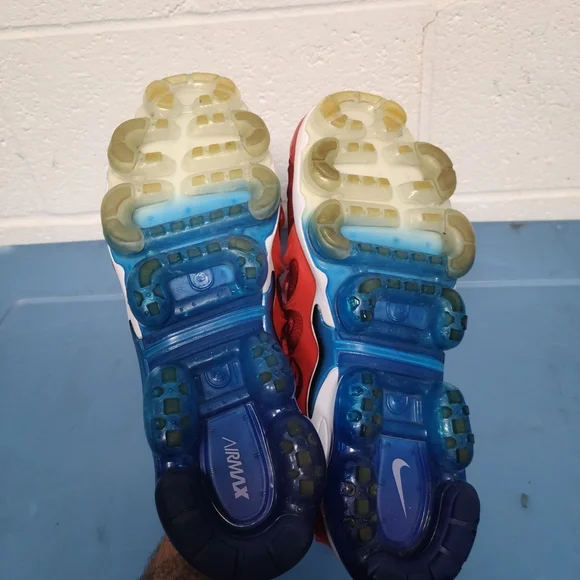 Nike Air Vapormax Plus "USA" Size 10.5 (2018) *Rare Item* - Picture 7 of 7